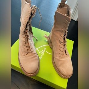 Excellent Condition combat Boot